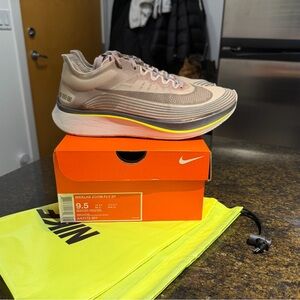 Nike Zoom Fly SP Running Shoes